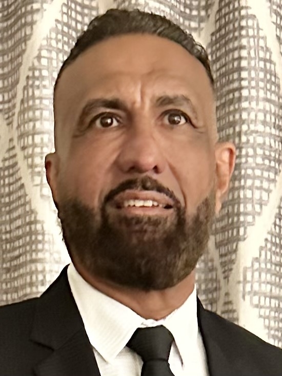Jay Gill headshot